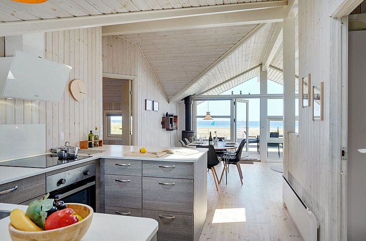 Vakantiehuis "Diertje" - 10m from the sea