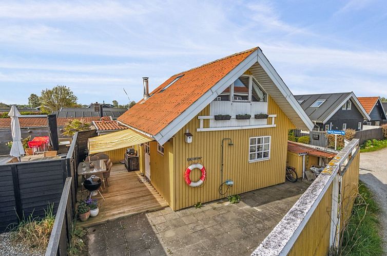 Vakantiehuis "Ulv" - 25m from the sea