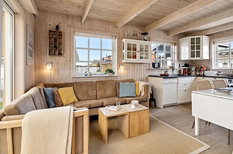 Vakantiehuis "Ulv" - 25m from the sea