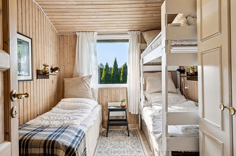 Vakantiehuis "Daya" - 75m from the sea