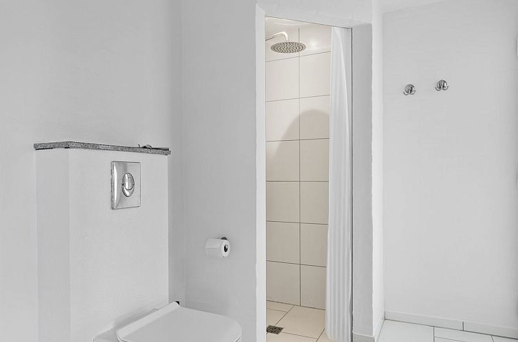 Vakantiehuis "Ung" - 460m from the sea