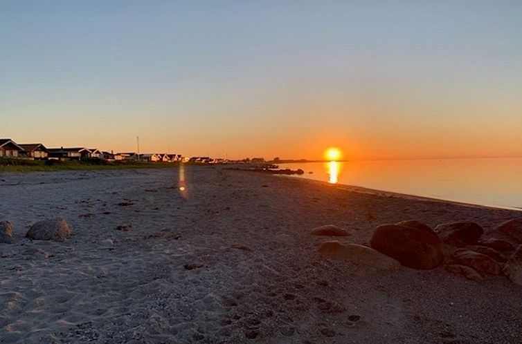 Vakantiehuis "Helmina" - 125m from the sea