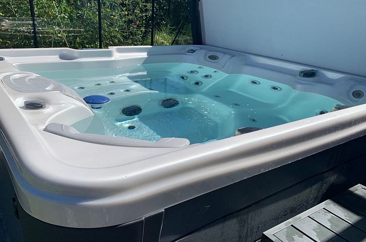 Vakantiehuis "Helmina" - 125m from the sea