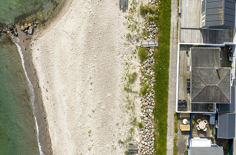 Vakantiehuis "Folkhart" - 10m from the sea