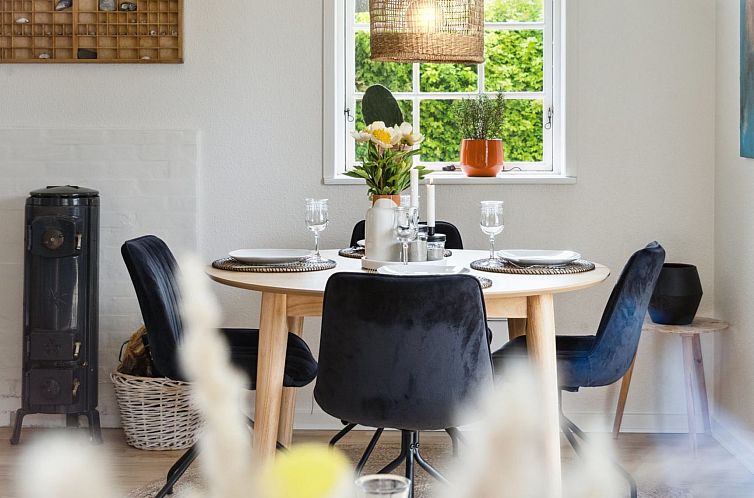Vakantiehuis "Folkhart" - 10m from the sea