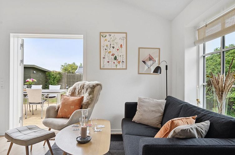 Vakantiehuis "Folkhart" - 10m from the sea