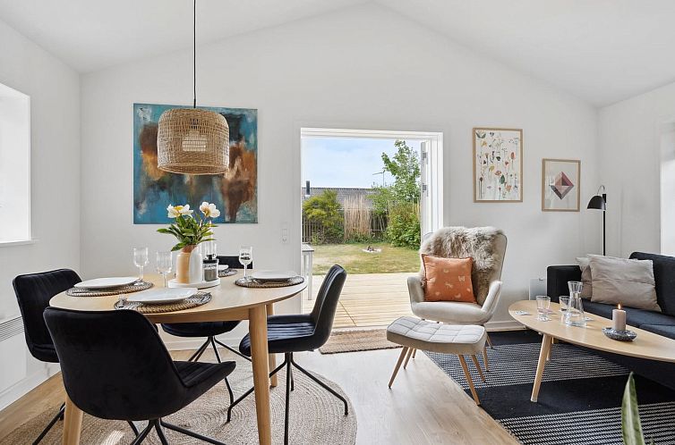 Vakantiehuis "Folkhart" - 10m from the sea