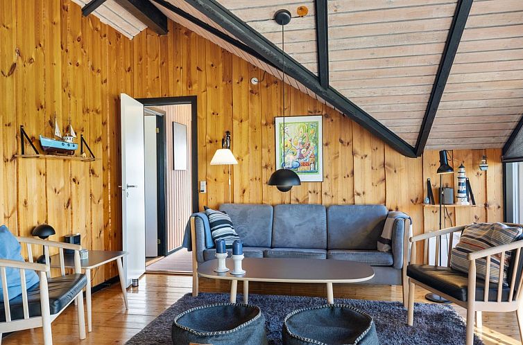 Vakantiehuis "Allin" - 350m from the sea