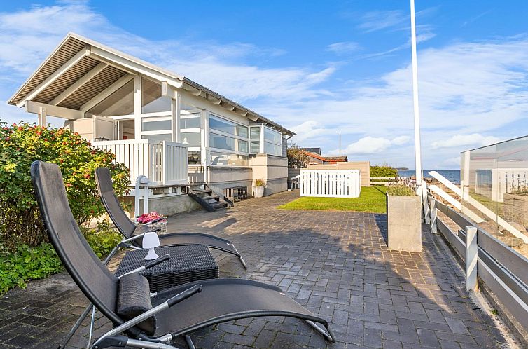 Vakantiehuis "Adser" - 275m from the sea