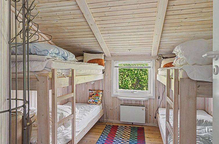 Vakantiehuis "Roald" - 320m from the sea