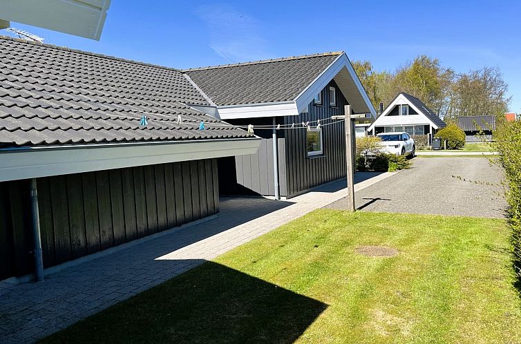 Vakantiehuis "Quanna" - 50m from the sea
