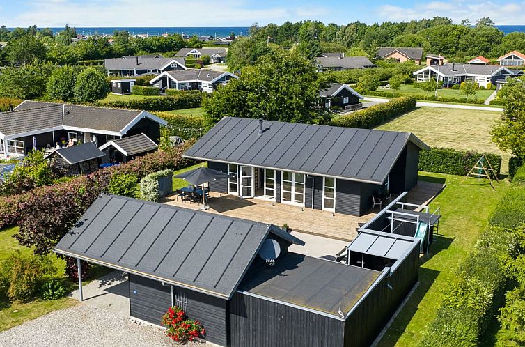 Vakantiehuis "Mildred" - 400m from the sea