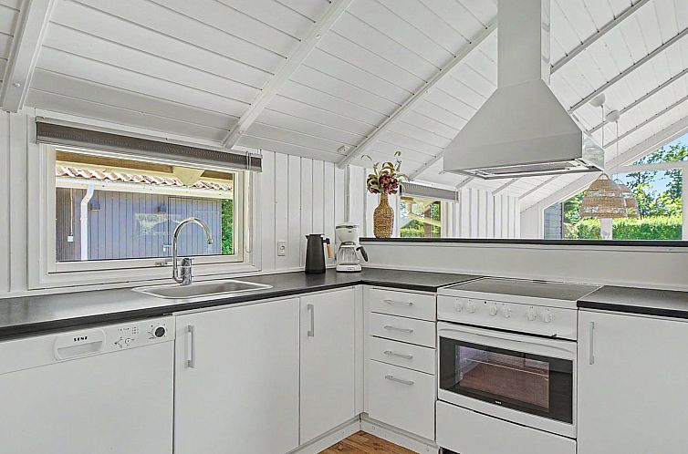 Vakantiehuis "Mildred" - 400m from the sea