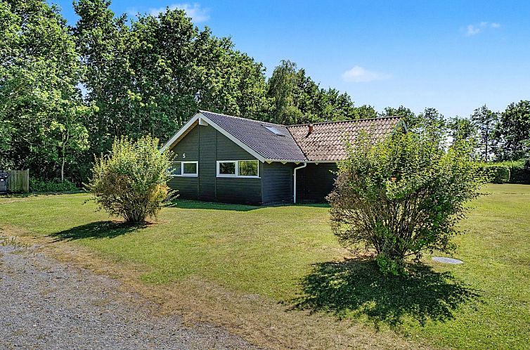Vakantiehuis "Mildred" - 400m from the sea
