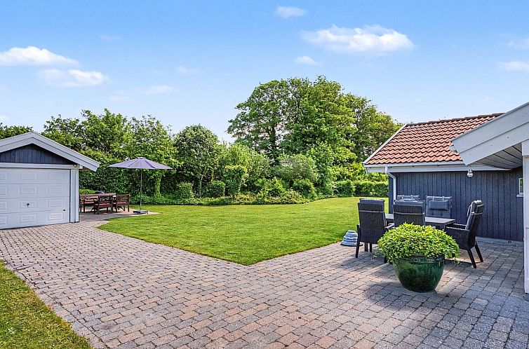 Vakantiehuis "Ronna" - 160m from the sea