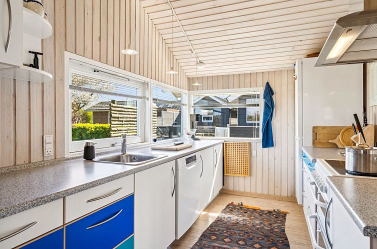Vakantiehuis "Wehrhart" - 125m from the sea