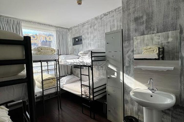 Amigo Budget Hostel