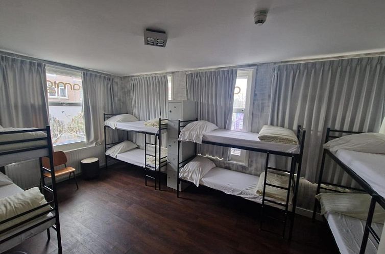 Amigo Budget Hostel