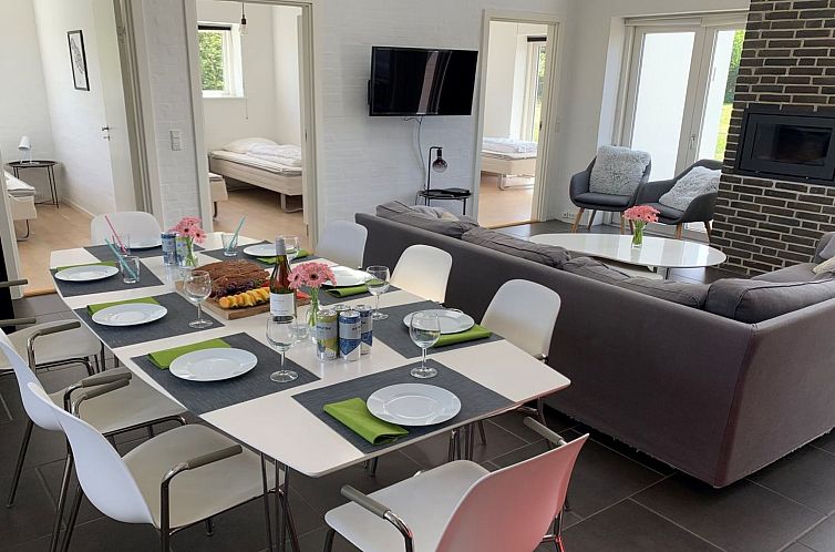 Vakantiehuis "Hvenild" - 800m from the sea