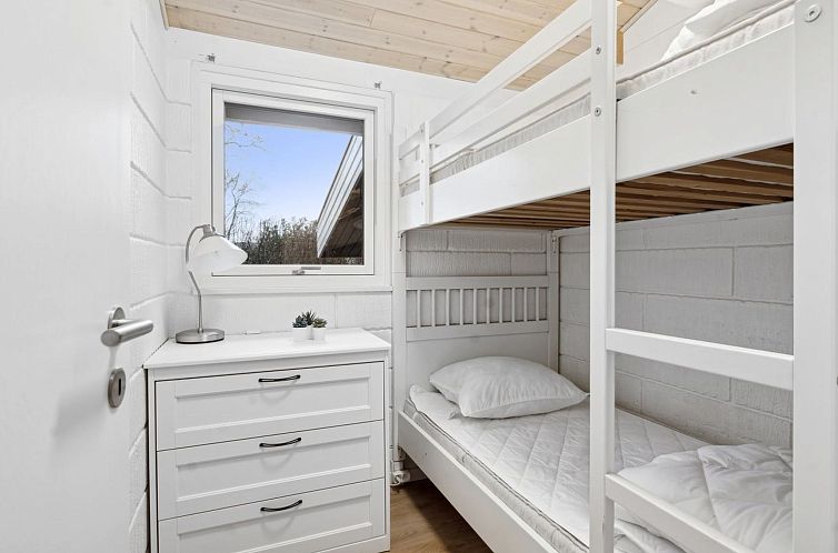 Vakantiehuis "Mahalia" - 300m from the sea