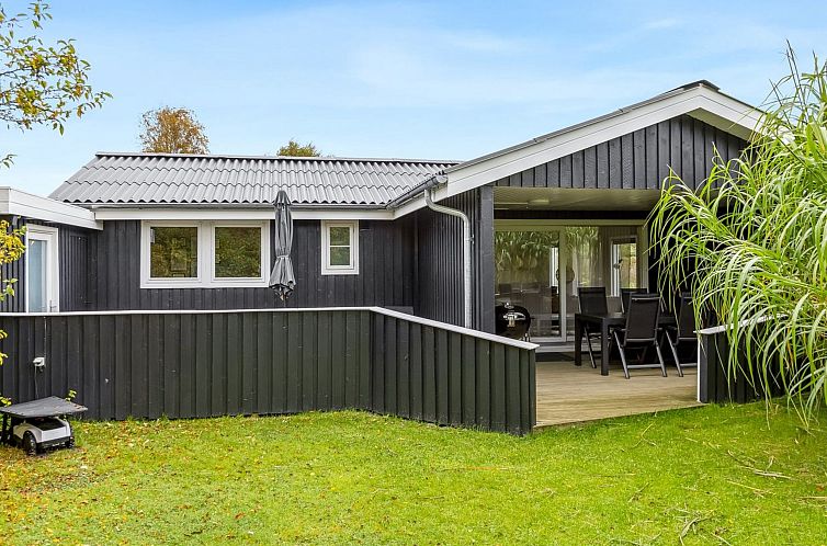 Vakantiehuis "Lymke" - 450m from the sea