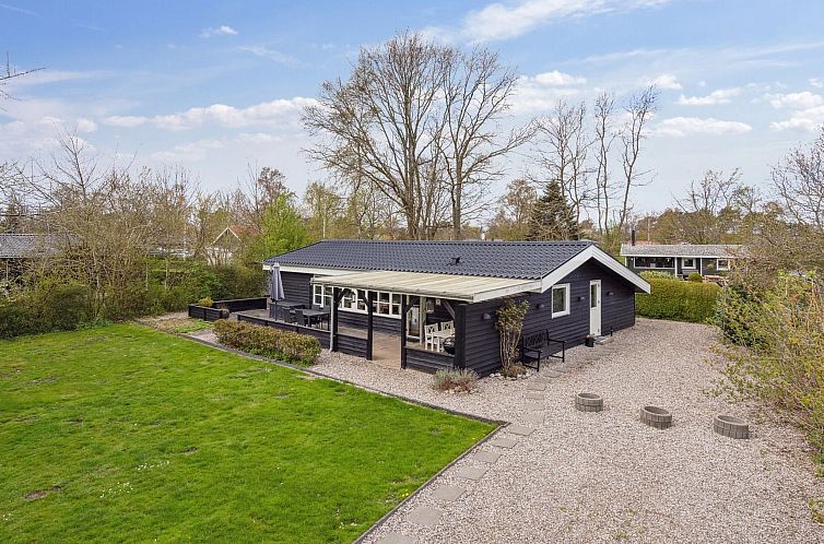 Vakantiehuis "Lymke" - 450m from the sea