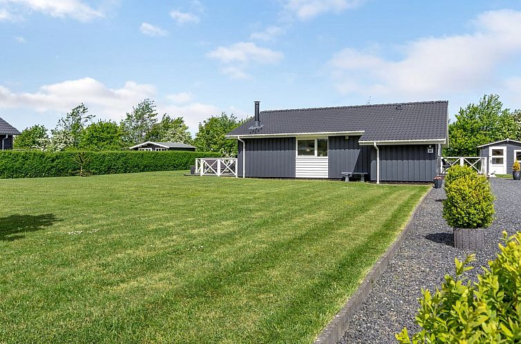 Vakantiehuis "Akari" - 400m from the sea