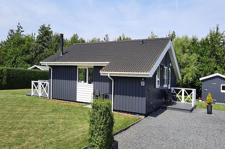 Vakantiehuis "Akari" - 400m from the sea