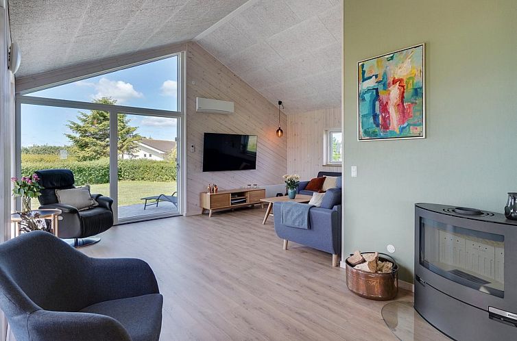 Vakantiehuis "Elsebet" - 600m from the sea