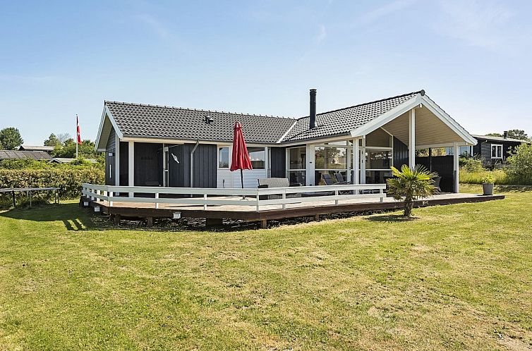 Vakantiehuis "Tican" - 400m from the sea