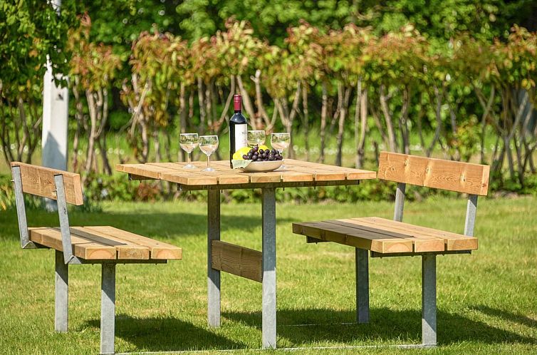 Vakantiehuis "Tican" - 400m from the sea