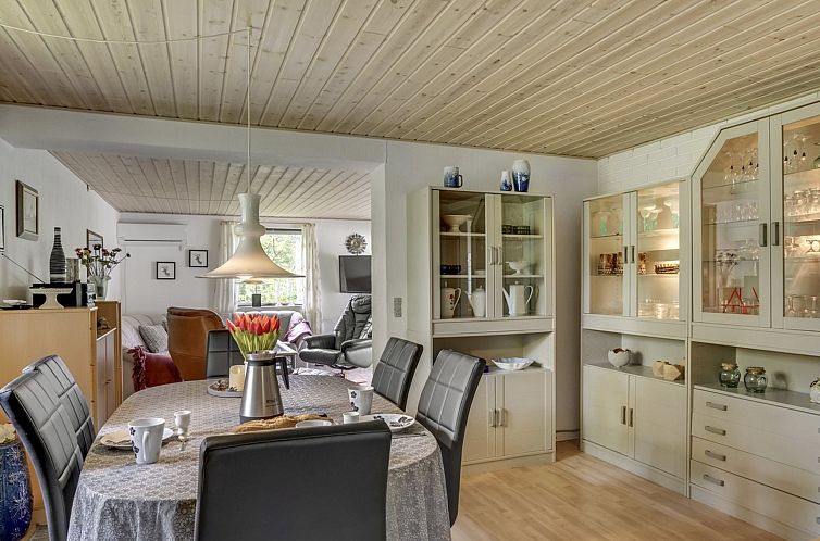 Vakantiehuis "Yak" - 350m from the sea