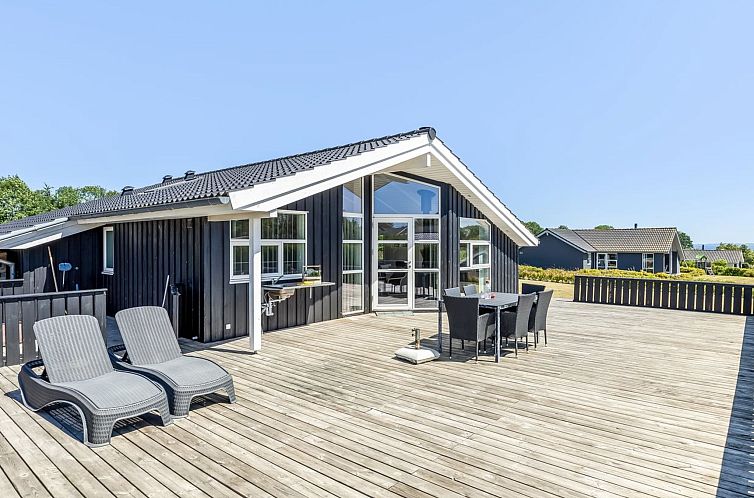 Vakantiehuis "Ariadne" - 400m from the sea