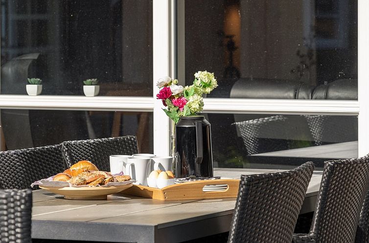 Vakantiehuis "Gravers" - 300m from the sea