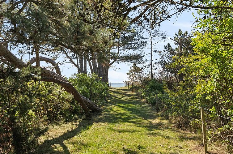 Vakantiehuis "Snari" - 700m from the sea