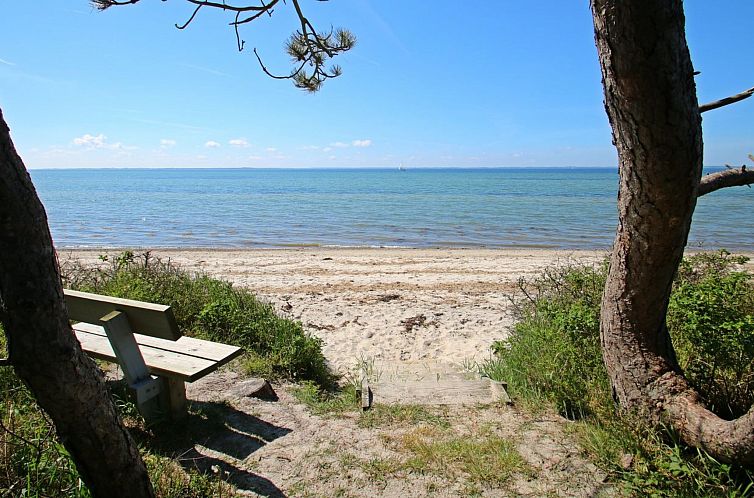 Vakantiehuis "Snari" - 700m from the sea