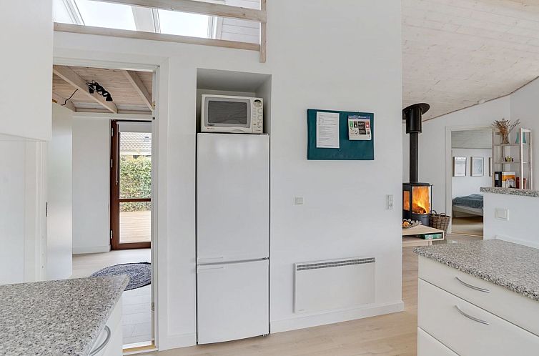 Vakantiehuis "Snari" - 700m from the sea