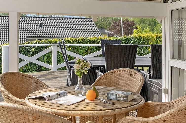 Vakantiehuis "Helmtrud" - 700m from the sea