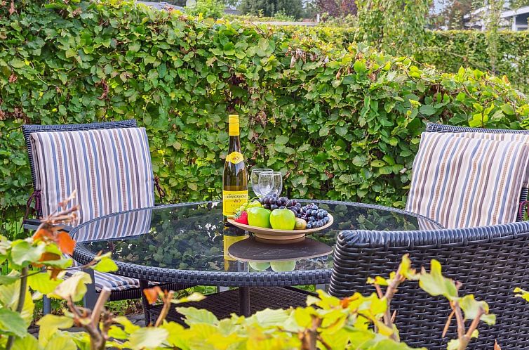 Vakantiehuis "Kalli" - 100m from the sea