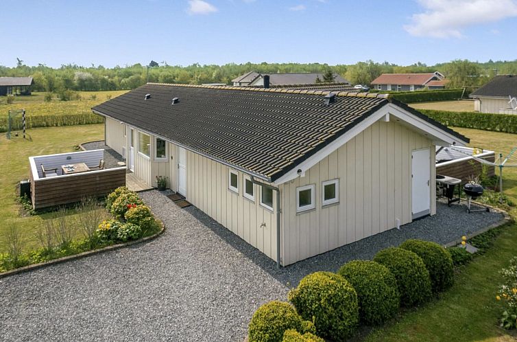 Vakantiehuis "Reimer" - 700m from the sea