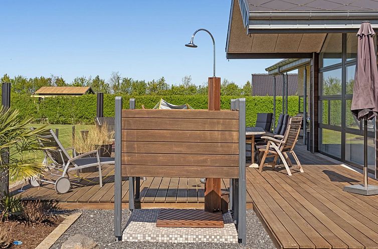 Vakantiehuis "Reimer" - 700m from the sea
