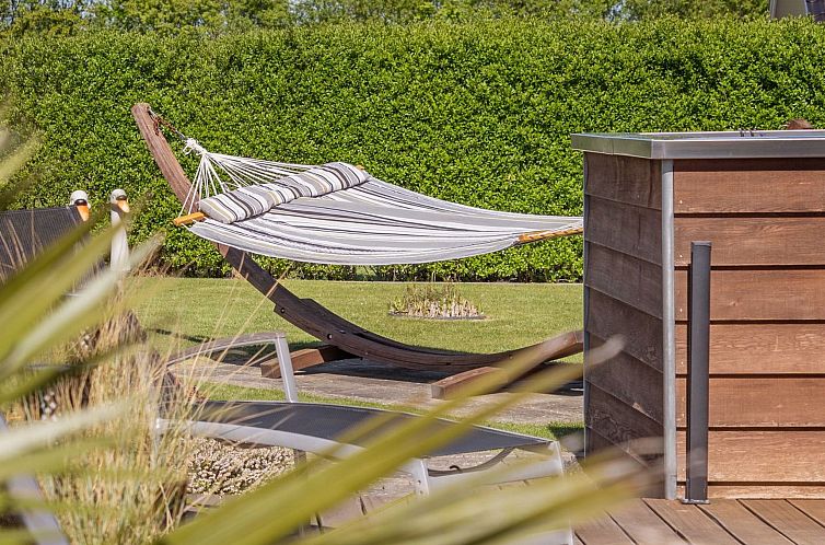 Vakantiehuis "Reimer" - 700m from the sea