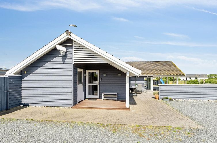 Vakantiehuis "Edzard" - 800m from the sea