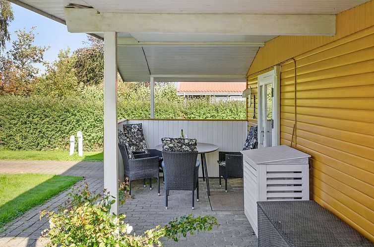 Vakantiehuis "Edzard" - 800m from the sea