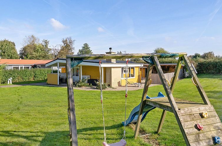 Vakantiehuis "Edzard" - 800m from the sea