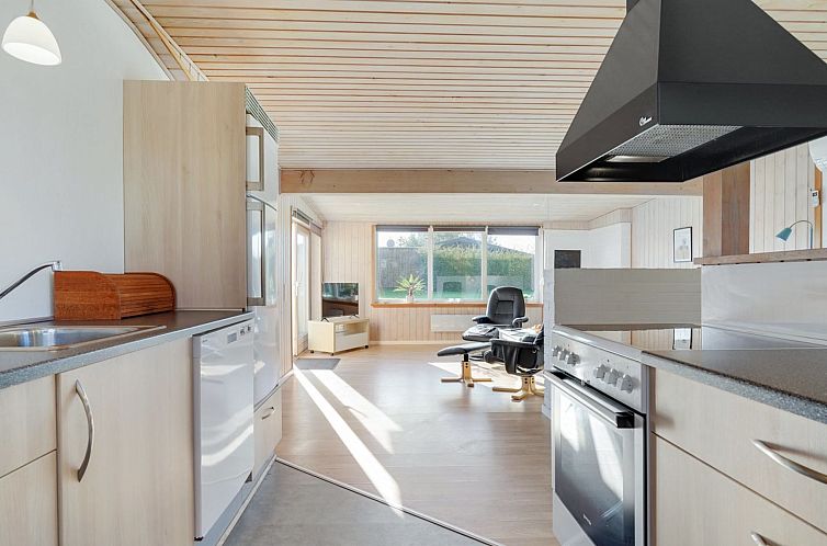 Vakantiehuis "Edzard" - 800m from the sea