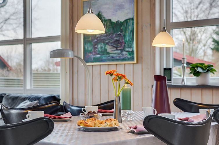Vakantiehuis "Tayana" - 700m from the sea