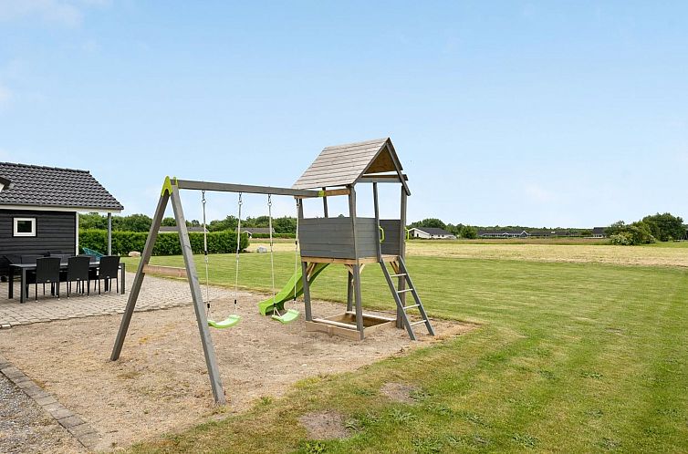 Vakantiehuis "Finja" - 500m from the sea