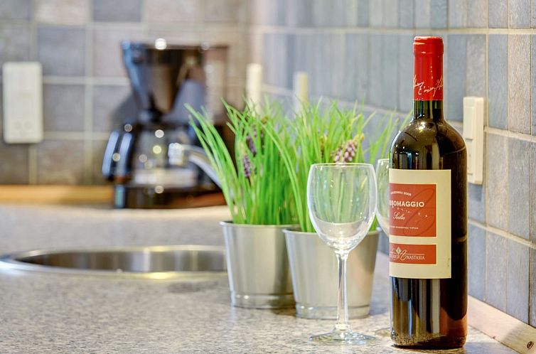 Vakantiehuis "Finja" - 500m from the sea