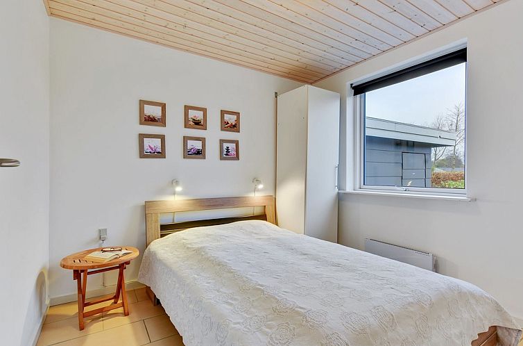 Vakantiehuis "Finja" - 500m from the sea